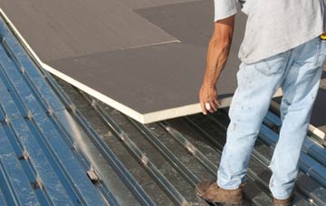 benefits of insulating Maer flat roofing